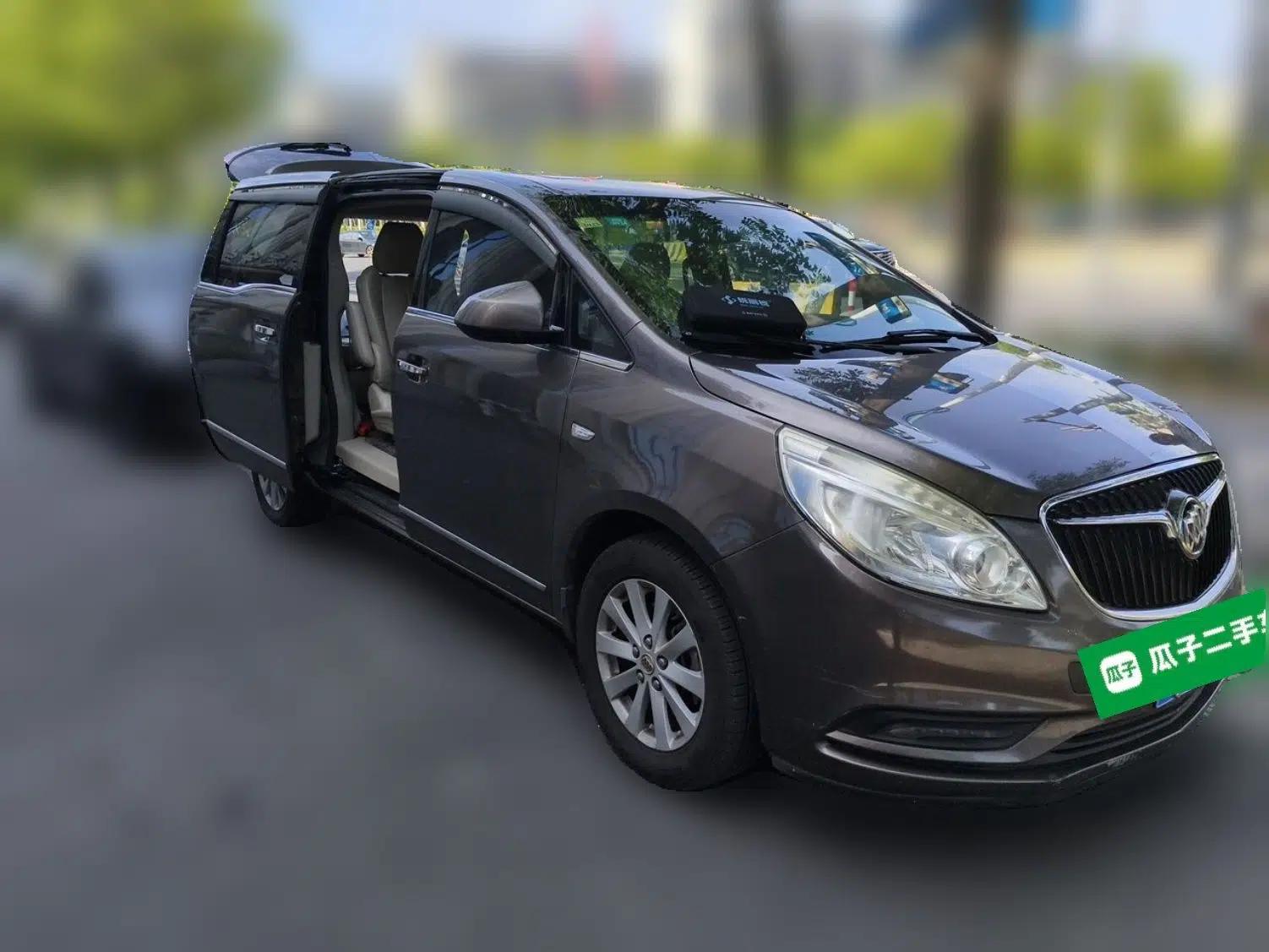 Buick GL8 2017 25S Luxury Version China V Standard — миниатюра 3