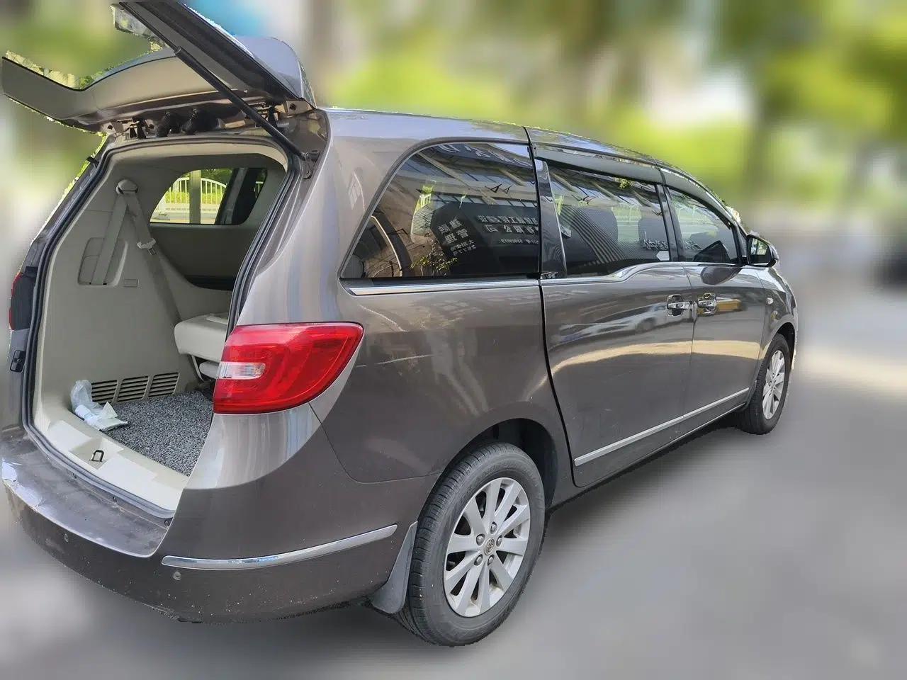 Buick GL8 2017 25S Luxury Version China V Standard — миниатюра 6