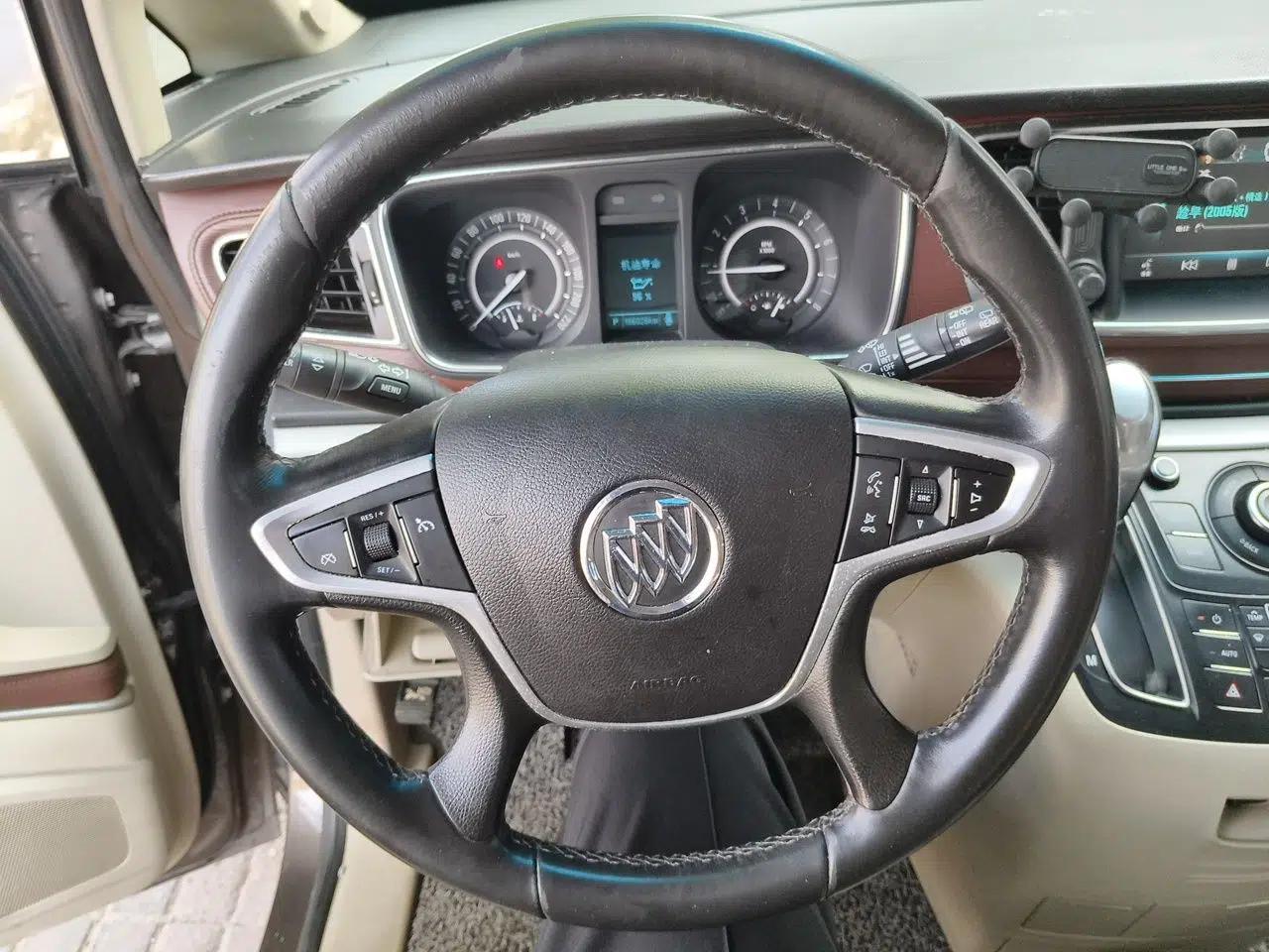Buick GL8 2017 25S Luxury Version China V Standard — миниатюра 10