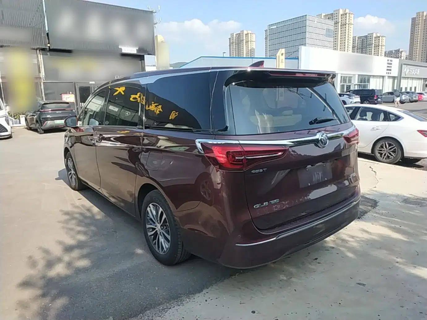 Buick GL8 2022 ES Landtrek 653T Luxury Edition — миниатюра 4