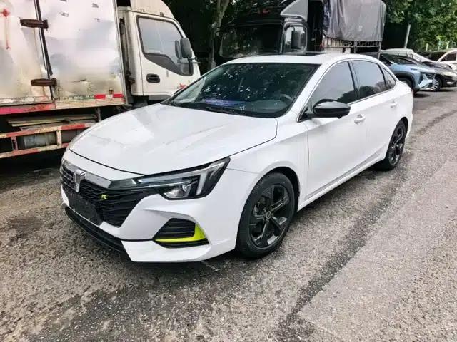 Roewe i6 MAX 2020 300TGI Automatic Cool and Intelligent Driving Edition