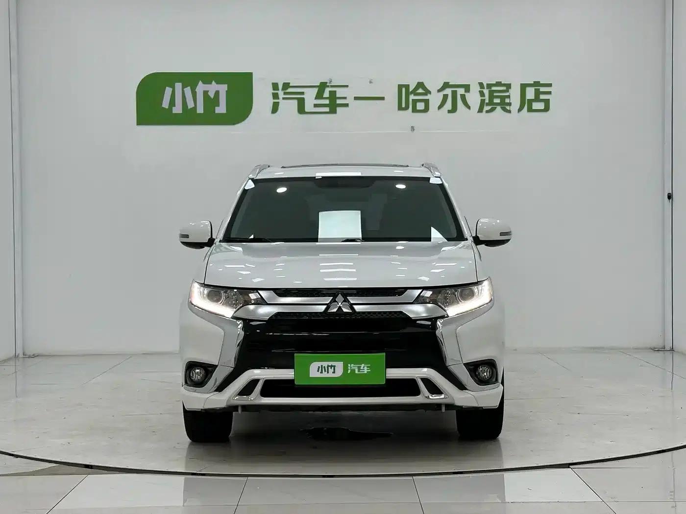 Outlander 2021 2.0L 2WD Enjoy Edition 5-seater — миниатюра 2