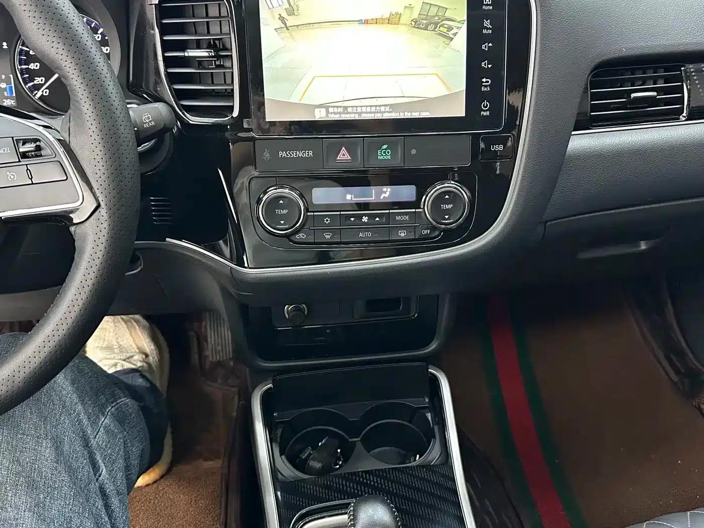 Outlander 2021 2.0L 2WD Enjoy Edition 5-seater — миниатюра 14