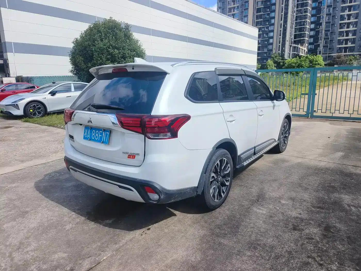 Outlander 2019 2.0L 2WD Enjoy Edition 5-seater National VI Emission Standard — миниатюра 4