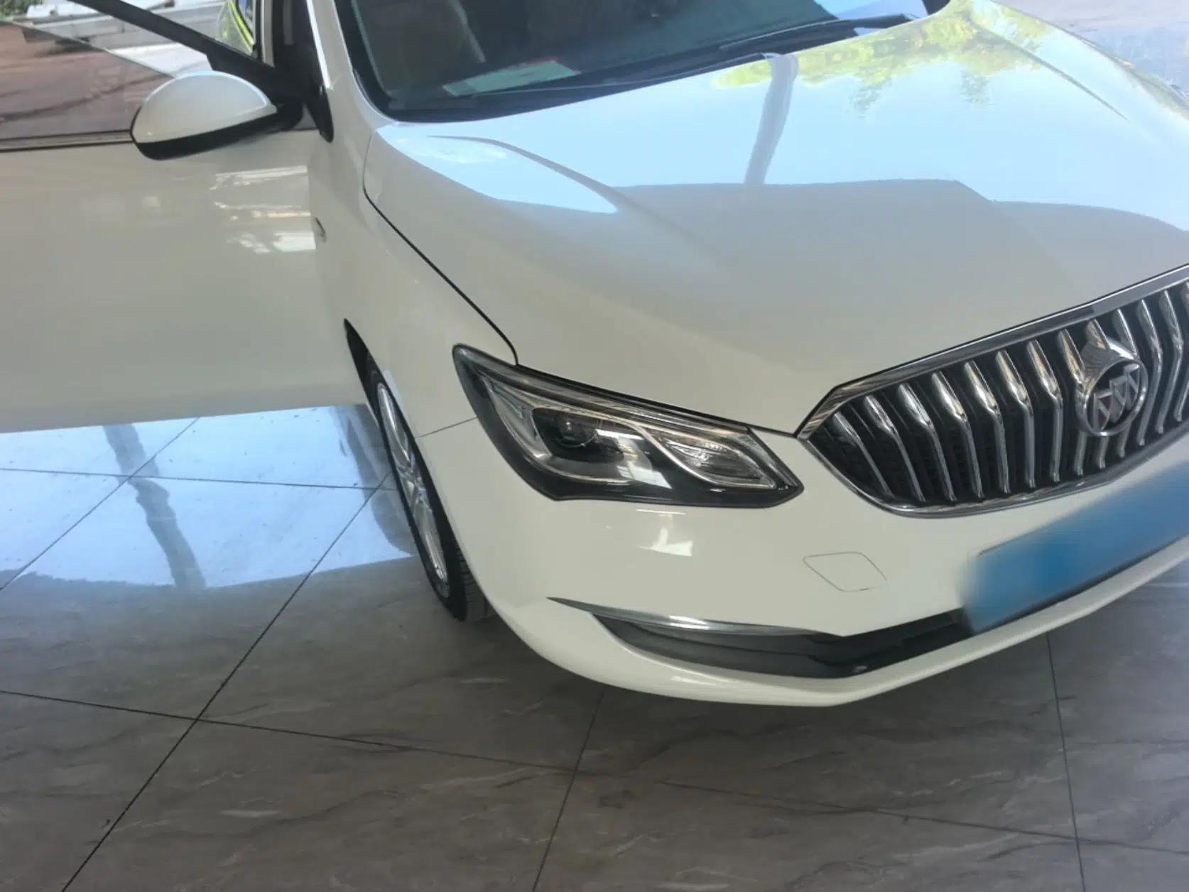 Buick GT 2017 15N Automatic Elite Version — миниатюра 3
