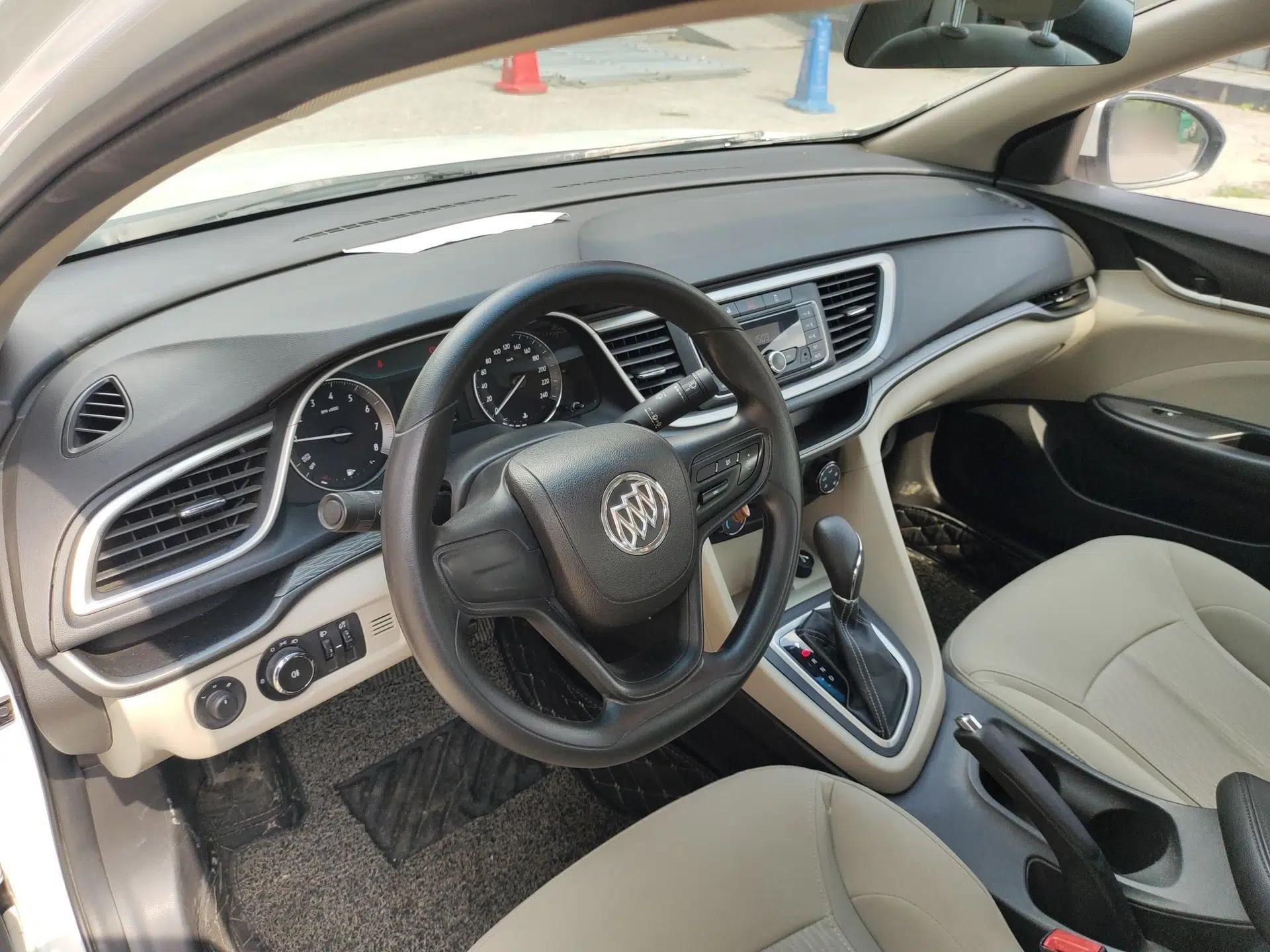 Buick GT 2017 15N Automatic Entry-Level Trim — миниатюра 17