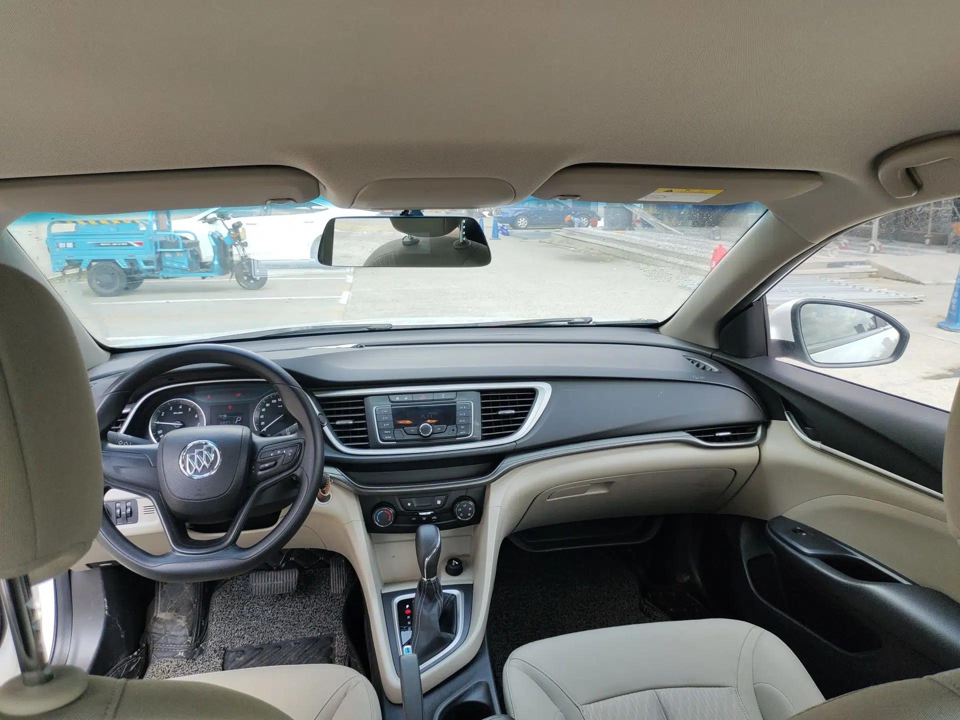 Buick GT 2017 15N Automatic Entry-Level Trim — миниатюра 26