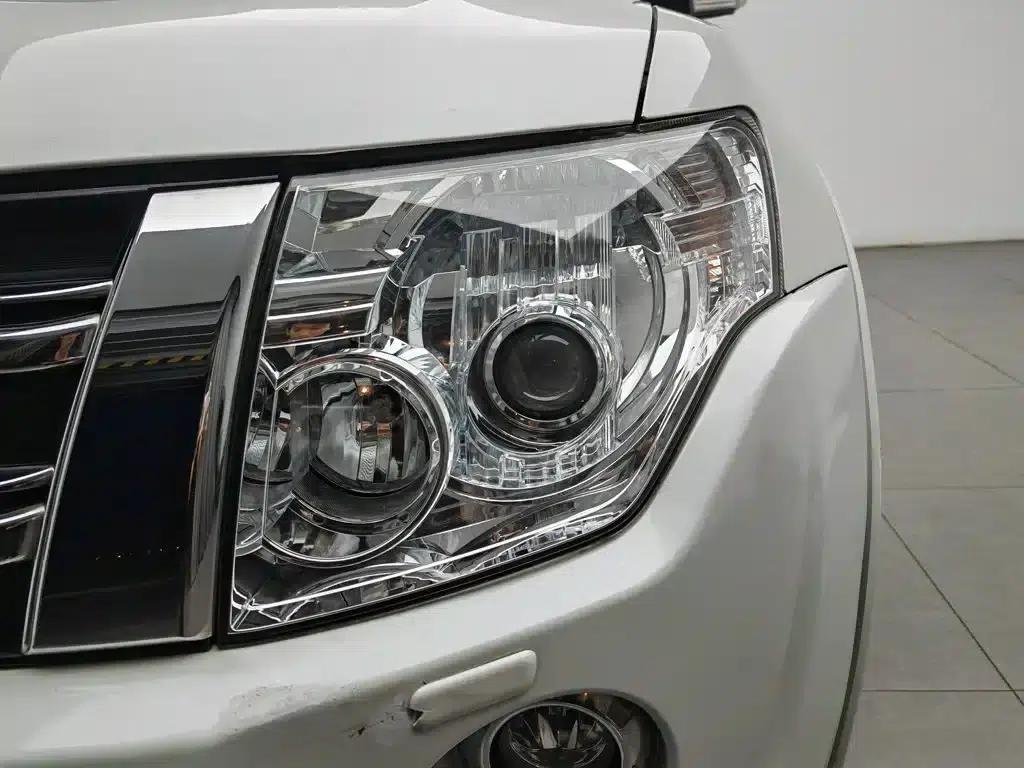 2014 Pajero (Imported) 3.0L Elite Super Edition — миниатюра 7