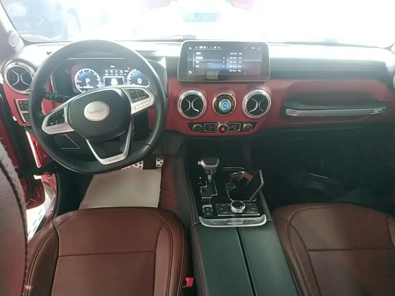 BAIC Off-Road BJ40 2018 PLUS 2.3T Automatic Four-Wheel Drive Premium Edition China V — миниатюра 12