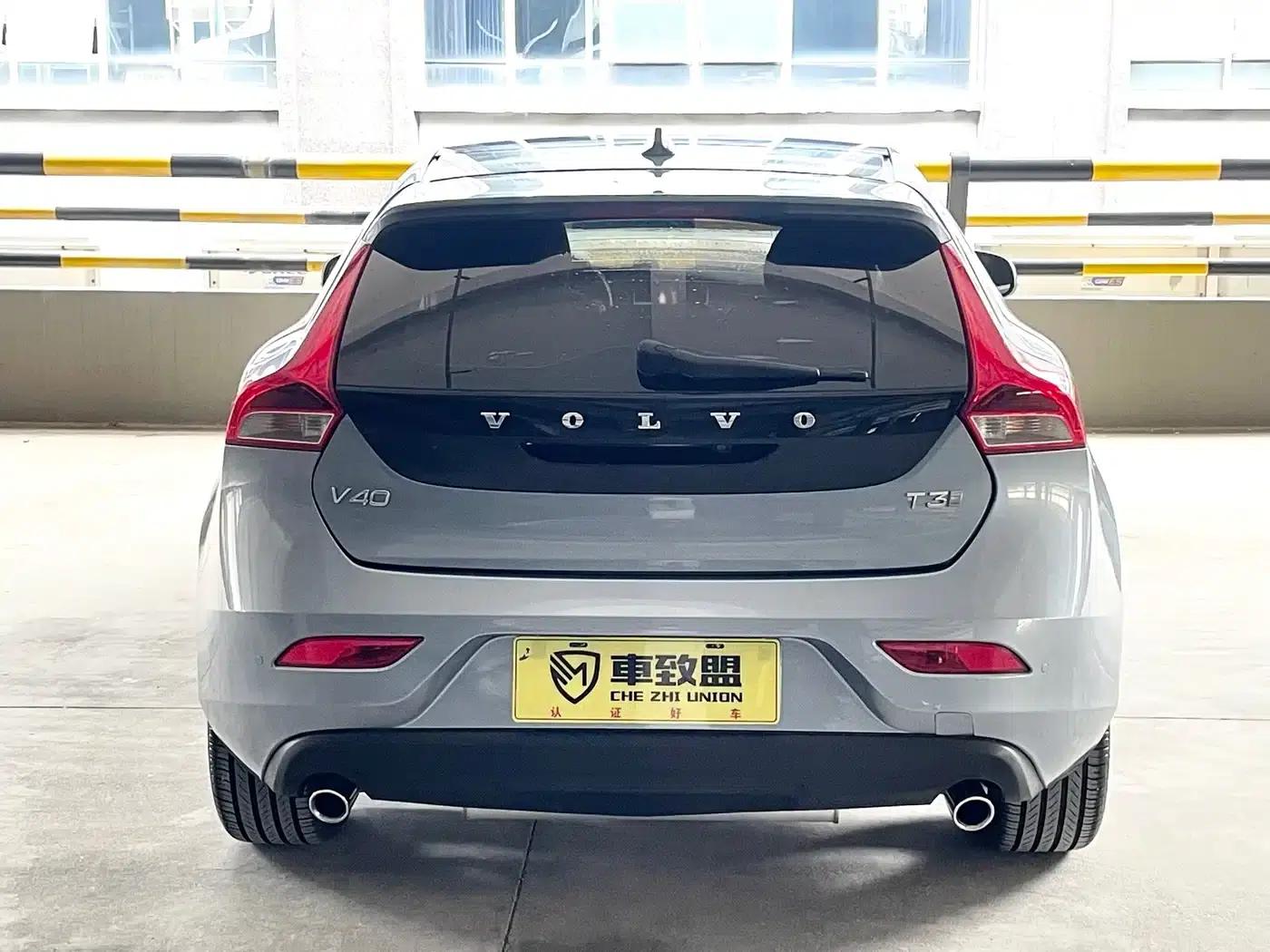 2017 Volvo V40 T3 Smart Edition — миниатюра 5
