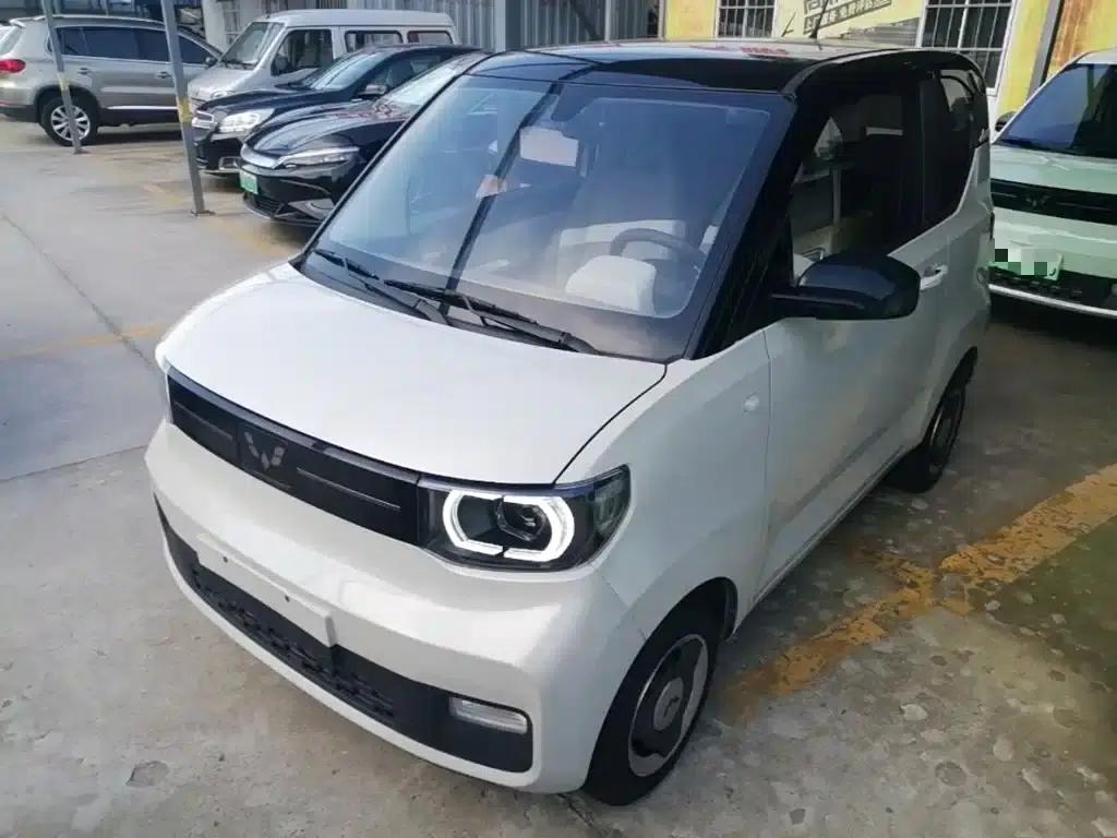 Hongguang MINIEV 2022 Macaron Premium Edition (Lithium Iron Phosphate) — миниатюра 2