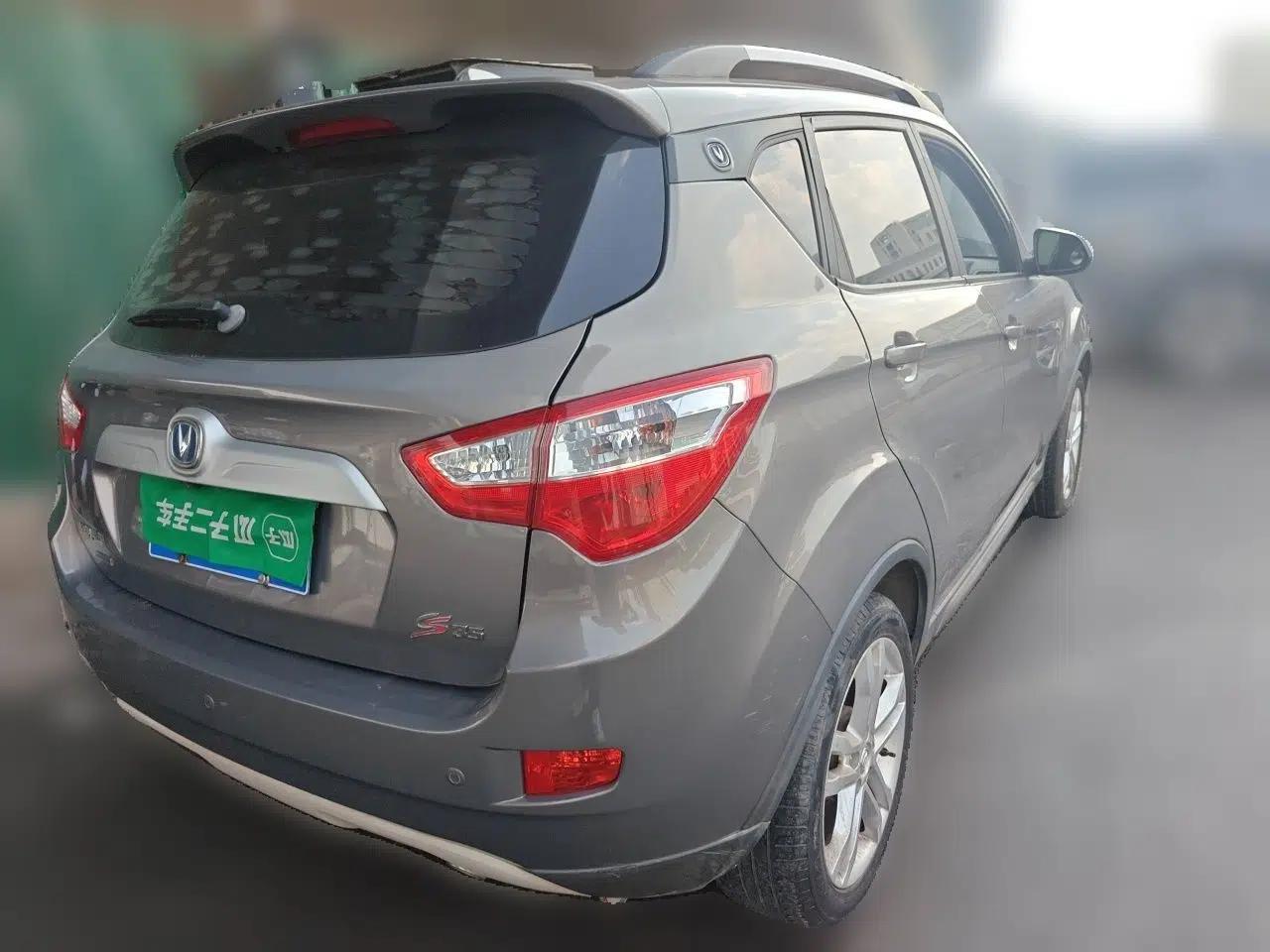 CHANGAN CS35 2016 1.6L Manual Luxury Model China IV Standard — миниатюра 6