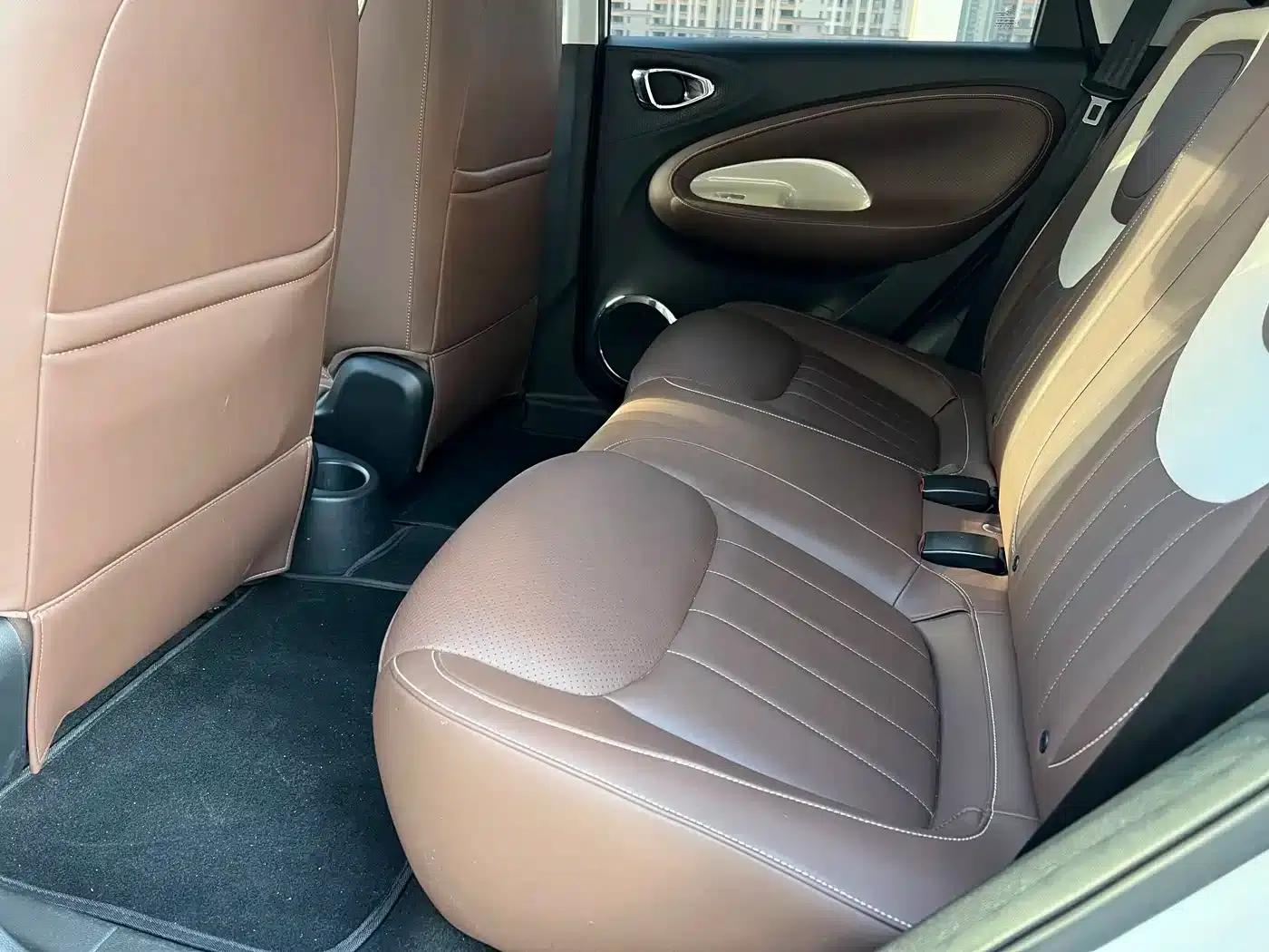Wuling Bingo 2023 Model, 333km Range, Lingxi Connected Edition — миниатюра 12