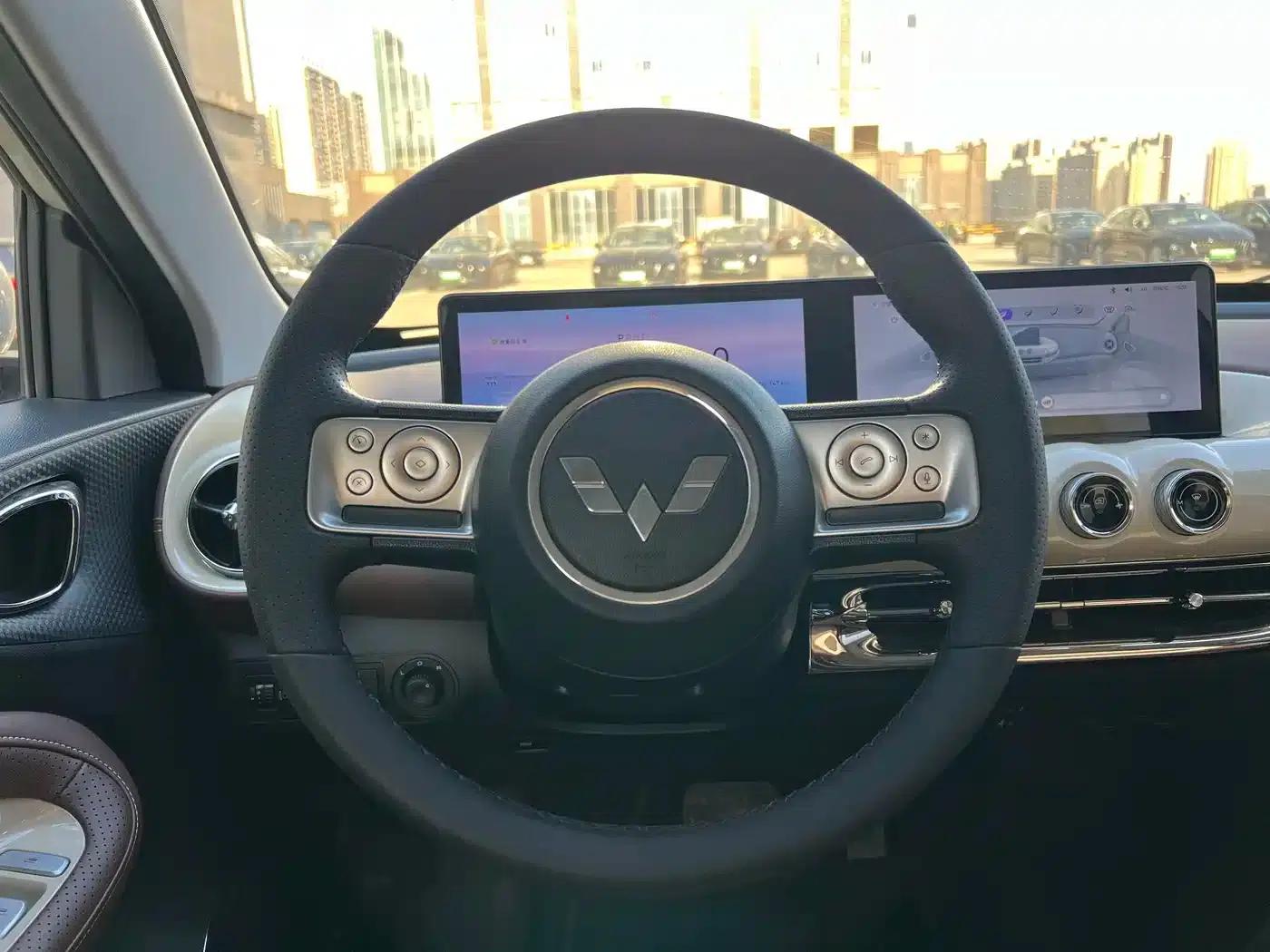 Wuling Bingo 2023 Model, 333km Range, Lingxi Connected Edition — миниатюра 13