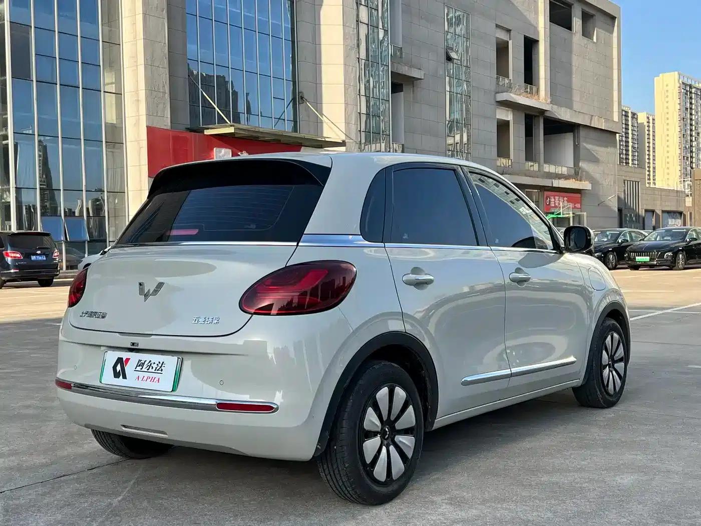 Wuling Bingo 2023 Model, 333km Range, Lingxi Connected Edition — миниатюра 4