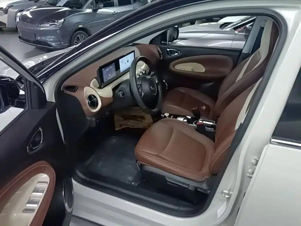 Wuling Bingo 2024 Model, 333km Range, Enjoy Edition — миниатюра 15