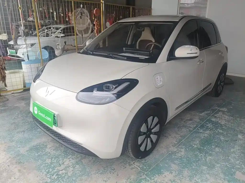Wuling Bingo 2025 Model, 333km Range, Lingxi Connected Edition — миниатюра 1