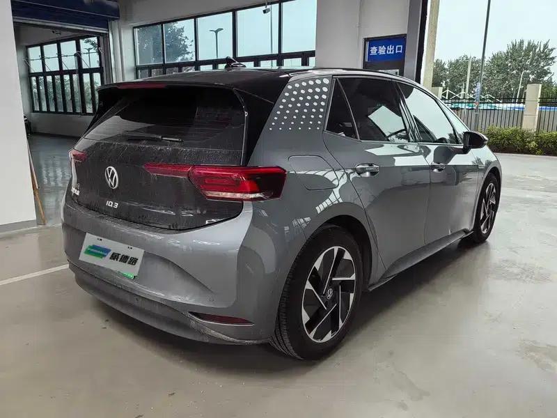 Volkswagen ID.3 2023 Upgraded Pure Smart Edition — миниатюра 6