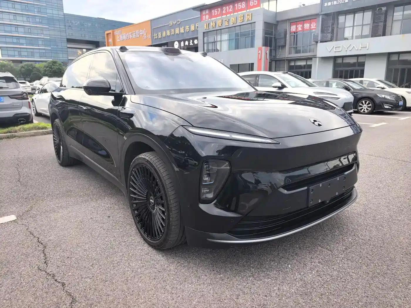 NIO ES8 2023 100kWh Signature Edition — миниатюра 3