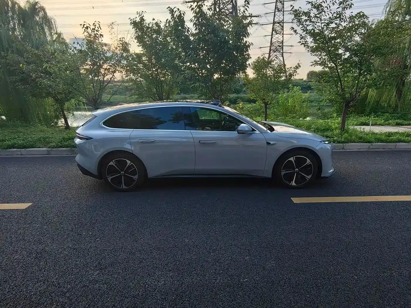 NIO ET5T 2024 Model 75kWh Touring — миниатюра 5