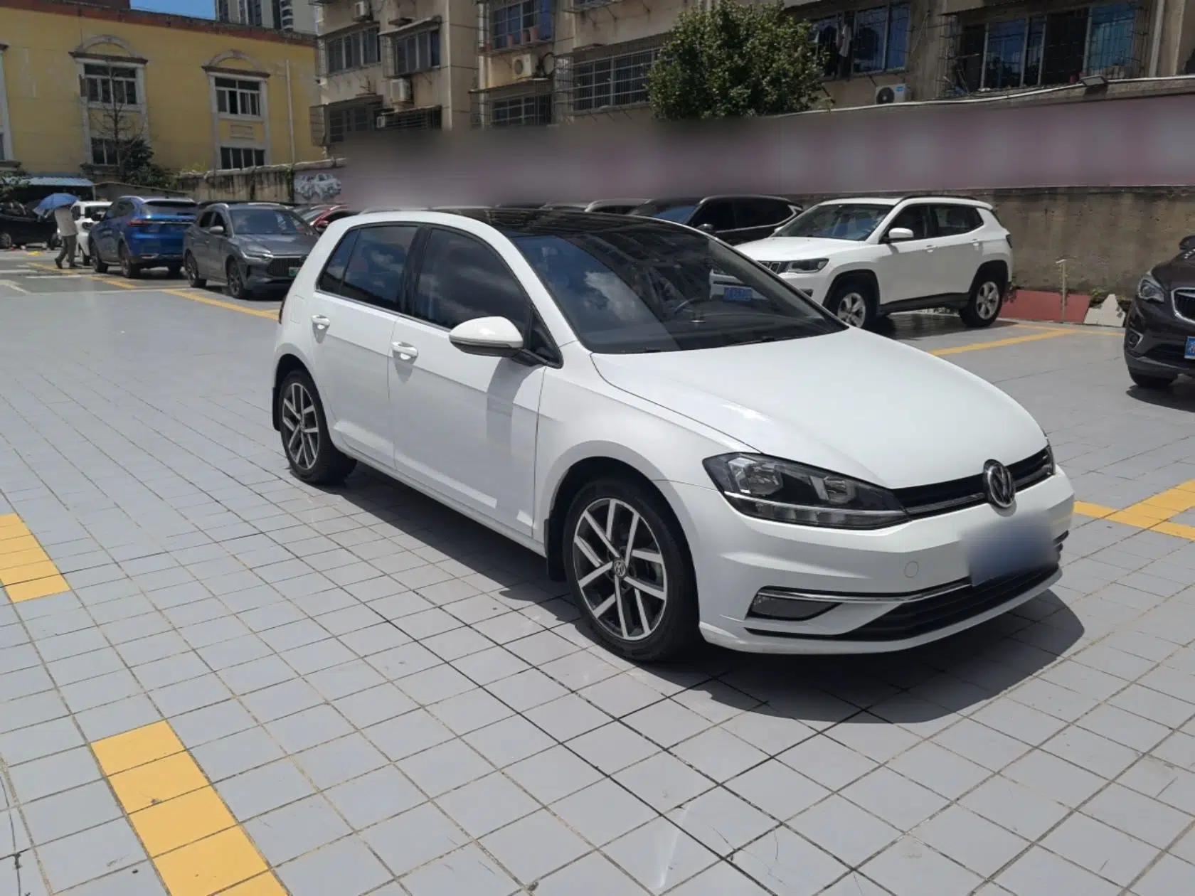 Volkswagen Golf 2019 200TSI DSG Comfort & Ambition Edition China VI Standard — миниатюра 3