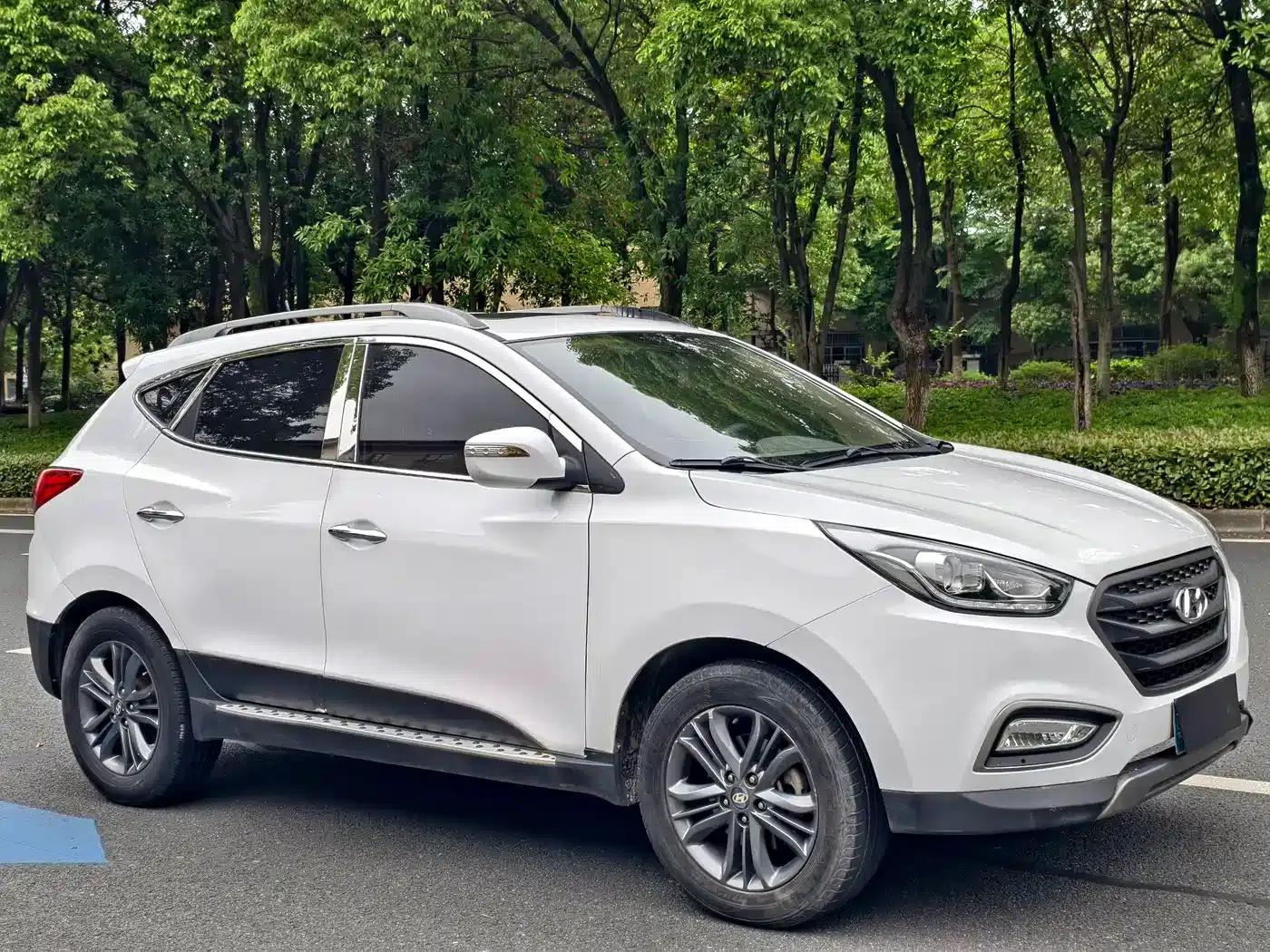 Beijing Hyundai ix35 2013 2.0L Automatic 2WD Smart GLS (National IV Emission Standard) — миниатюра 3