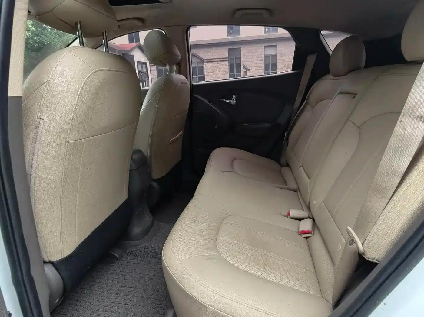 Beijing Hyundai ix35 2013 2.0L Automatic 2WD Smart GLS (National IV Emission Standard) — миниатюра 4
