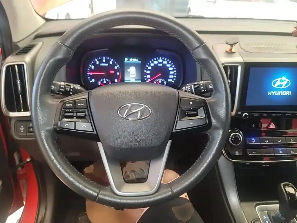 Beijing Hyundai ix35 2018 2.0L Automatic 2WD Smart & Enjoy Edition — миниатюра 11