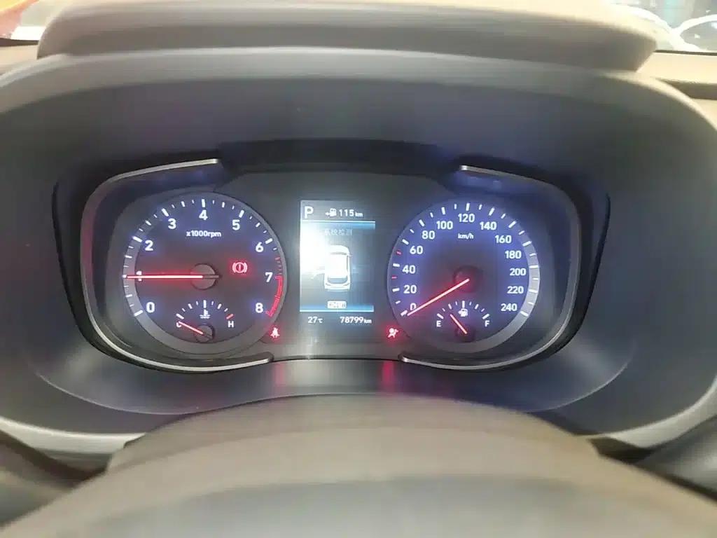 Beijing Hyundai ix35 2018 2.0L Automatic 2WD Smart & Enjoy Edition — миниатюра 12