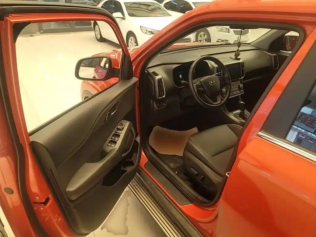 Beijing Hyundai ix35 2018 2.0L Automatic 2WD Smart & Enjoy Edition — миниатюра 16