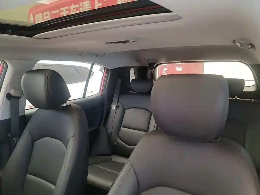 Beijing Hyundai ix35 2018 2.0L Automatic 2WD Smart & Enjoy Edition — миниатюра 18