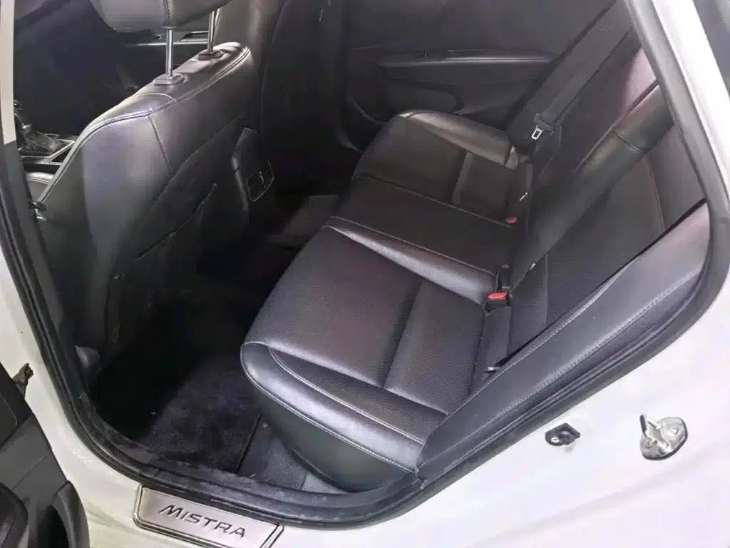 2014 Mistra 1.8L Automatic Intelligent GLS — миниатюра 7