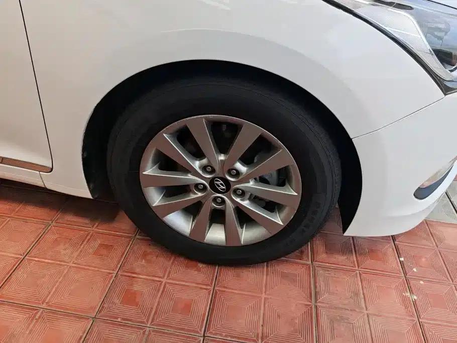 2014 Mistra 1.8L Automatic Intelligent GLS — миниатюра 6