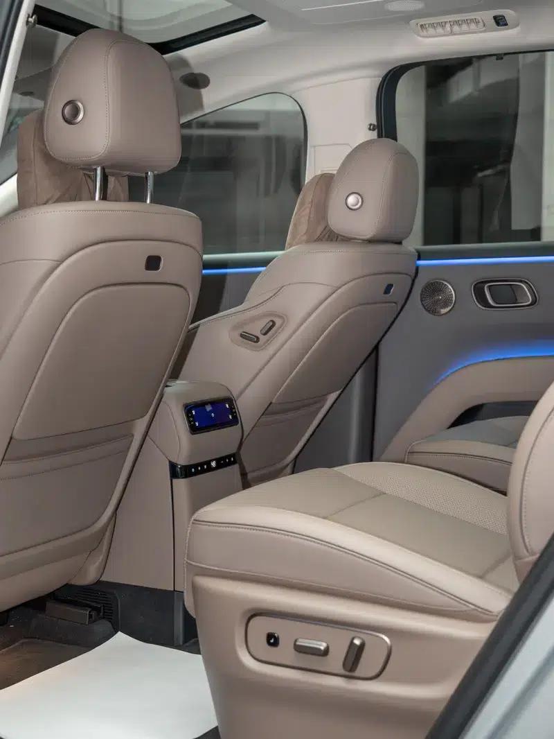 Li Auto i8 2025 Standard Edition — миниатюра 7
