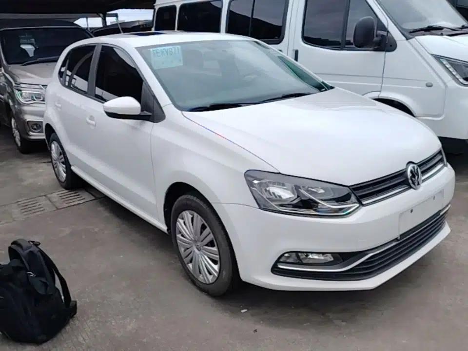Volkswagen Polo 2016 1.6L Automatic Comfort Model — миниатюра 3