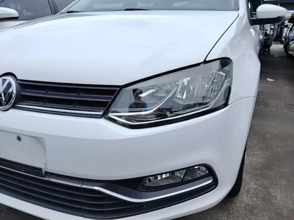 Volkswagen Polo 2016 1.6L Automatic Comfort Model — миниатюра 8
