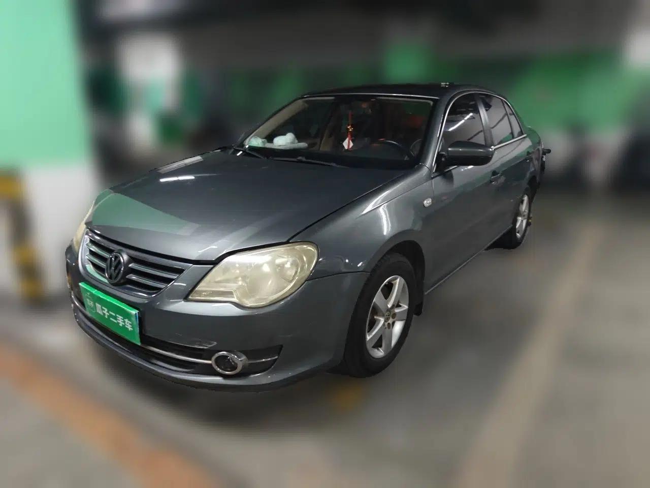 Volkswagen Bora 2012 1.6L Automatic Fashion Edition — миниатюра 1