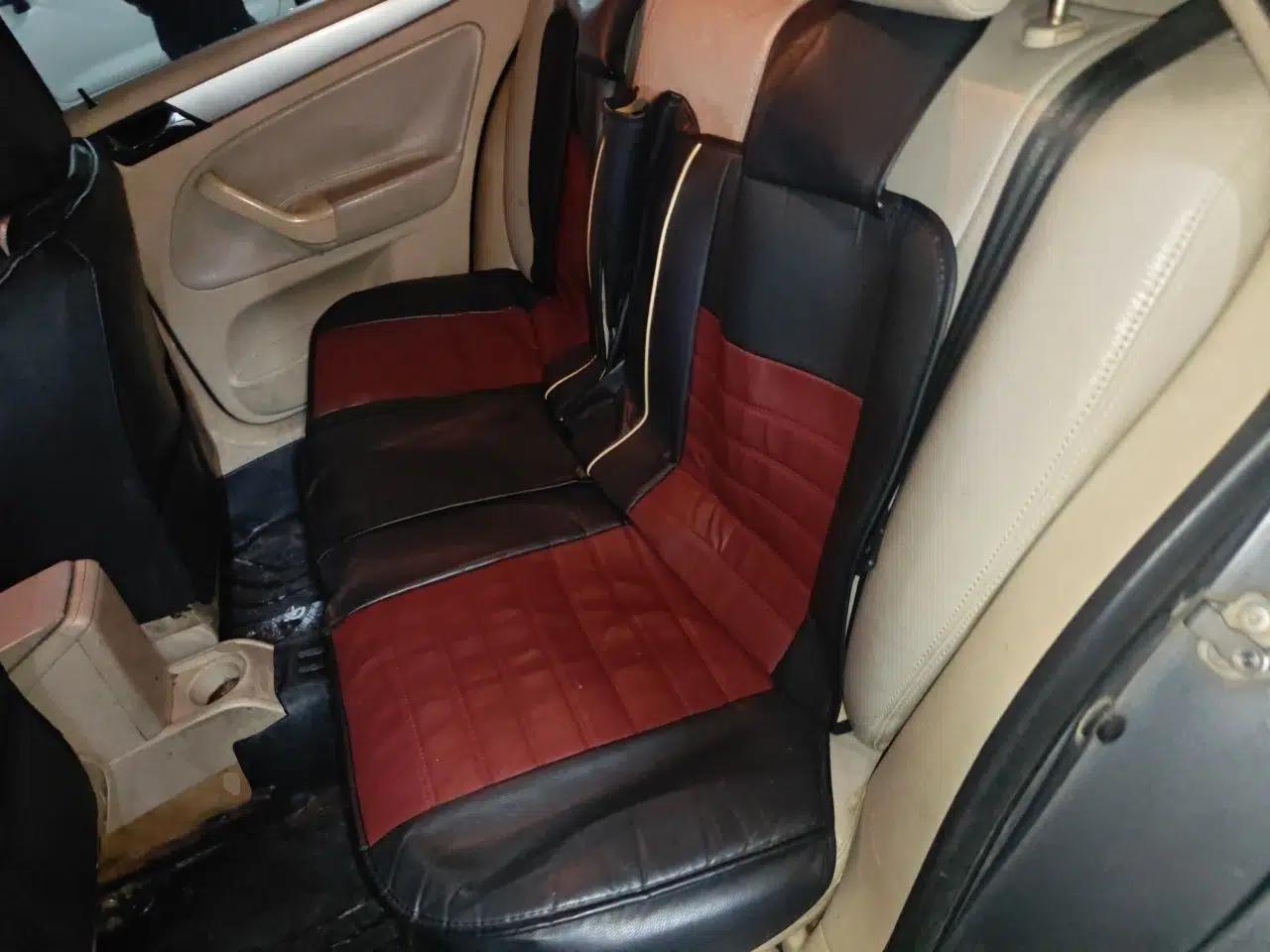 Volkswagen Bora 2012 1.6L Automatic Fashion Edition — миниатюра 17