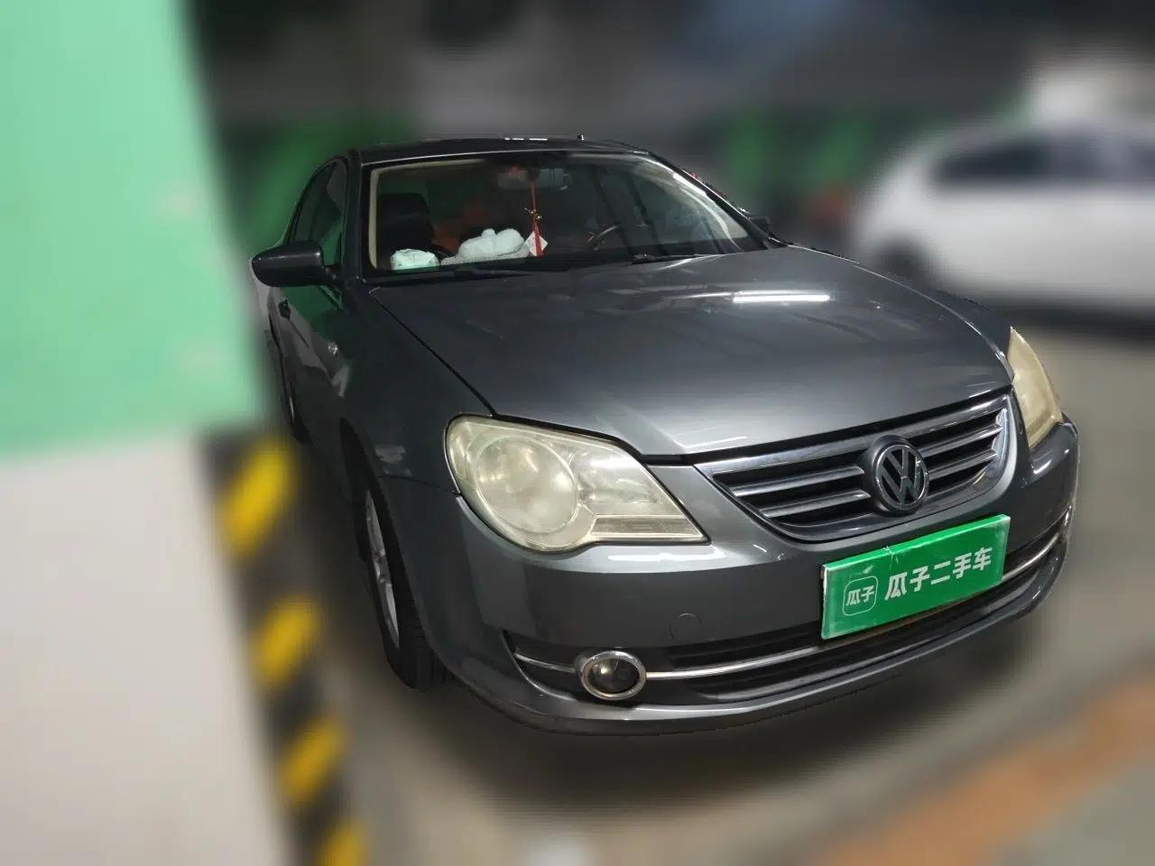 Volkswagen Bora 2012 1.6L Automatic Fashion Edition — миниатюра 3