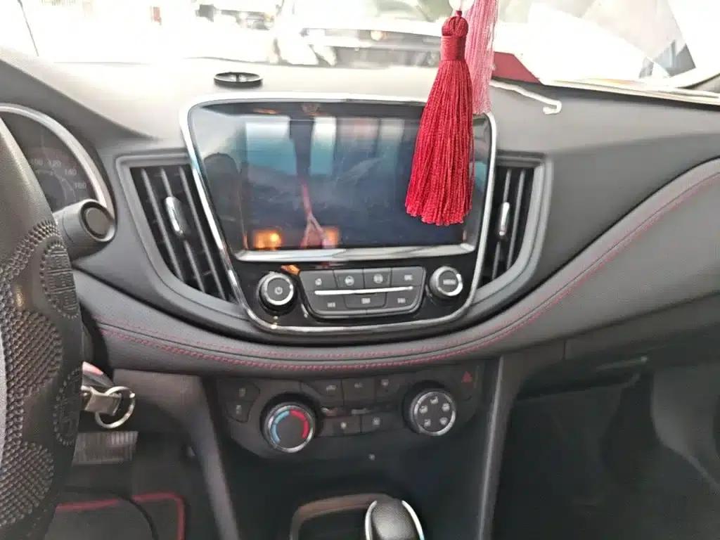 Chevrolet Cruze 2020 Mild Hybrid RS 330T Automatic Enjoyable Edition — миниатюра 13