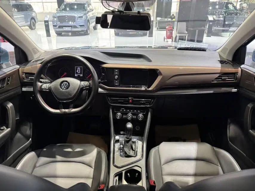 Volkswagen Tharu 2019 280TSI Two-Wheel Drive Luxury Version China VI Standard — миниатюра 41