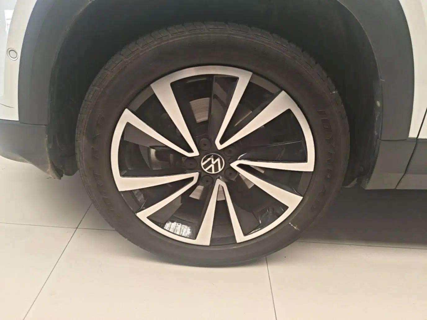 Volkswagen Tharu 2022 280TSI Two-Wheel-Drive Luxury Edition — миниатюра 10