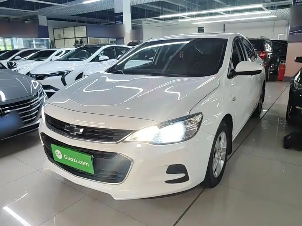 Chevrolet Cruze 2019 320 Automatic Sunroof Edition — миниатюра 2