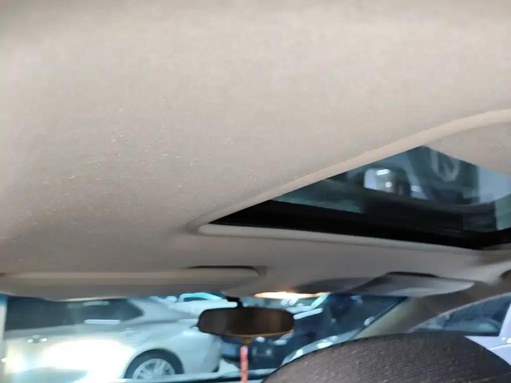 Chevrolet Cruze 2019 320 Automatic Sunroof Edition — миниатюра 18