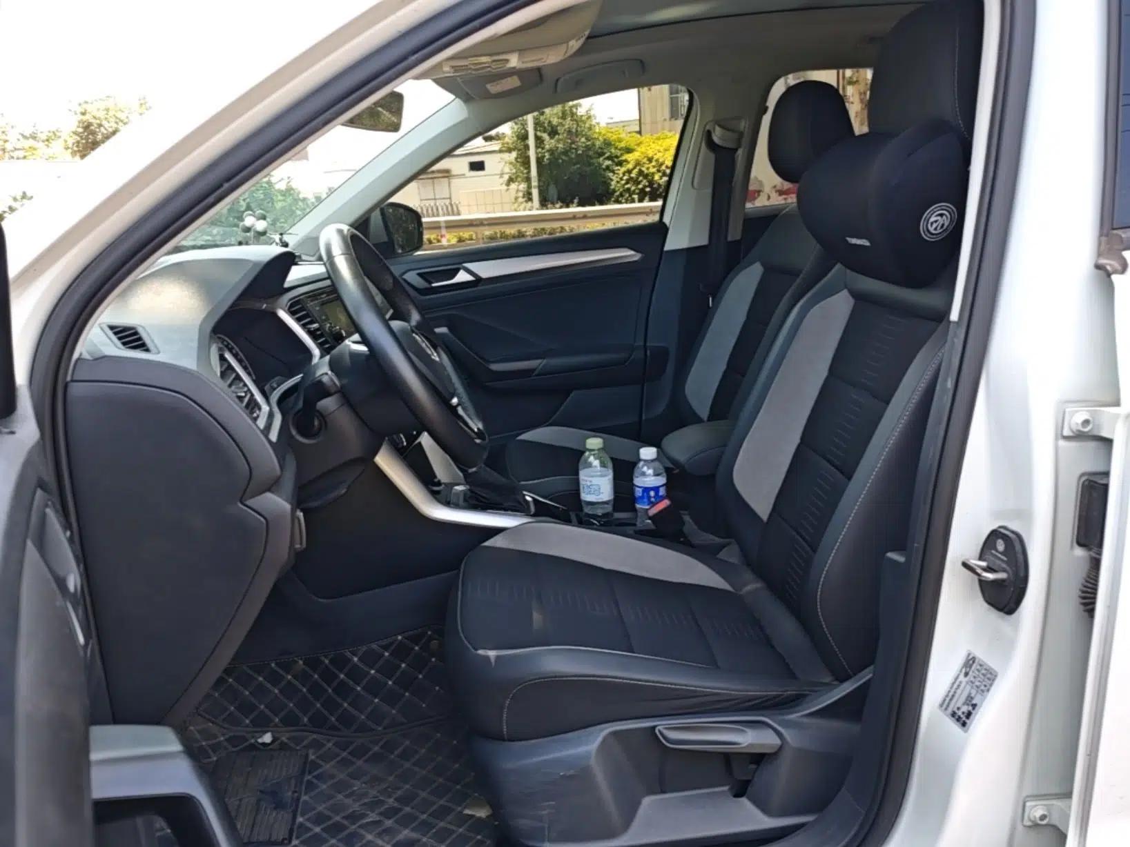 Volkswagen T-ROC 2020 280TSI DSG Two-Wheel-Drive Elite Version — миниатюра 22