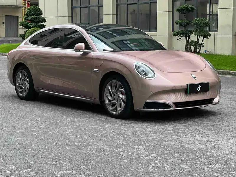 ORA Lightning Cat 2022 600km AWD High Performance Edition — миниатюра 3