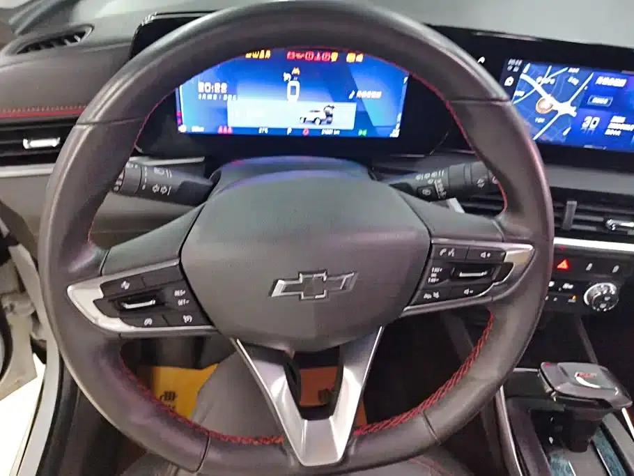 Chevrolet Trax 2022 RS 1.5T CVT Cool Pro — миниатюра 15