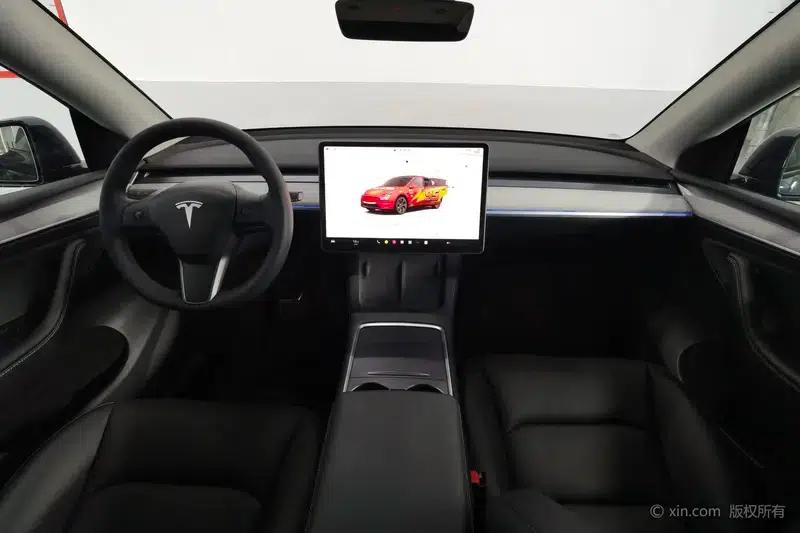 Model Y 2024 Rear-Wheel Drive — миниатюра 12