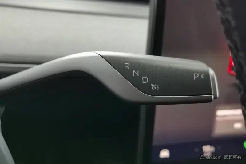 Model Y 2024 Rear-Wheel Drive — миниатюра 15