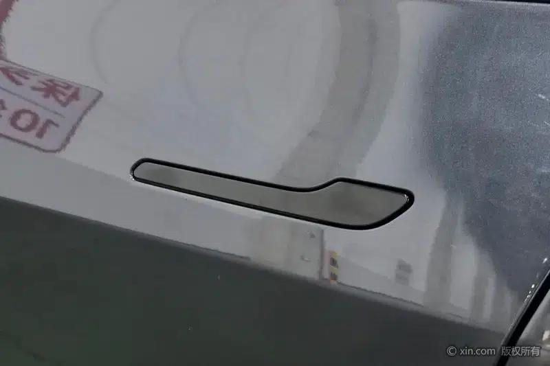 Model Y 2024 Rear-Wheel Drive — миниатюра 9